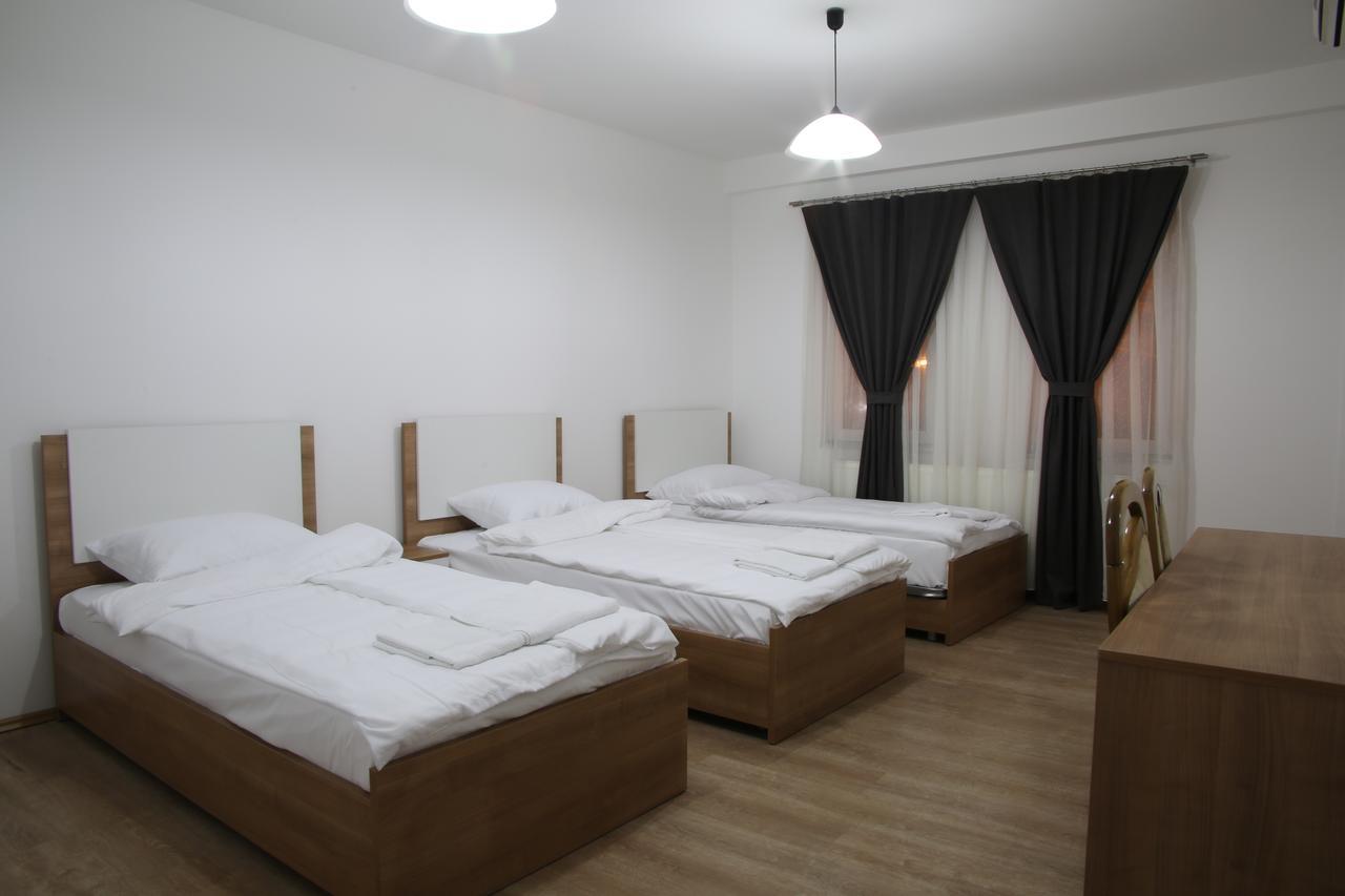 פרישטינה Hotel Rio מראה חיצוני תמונה