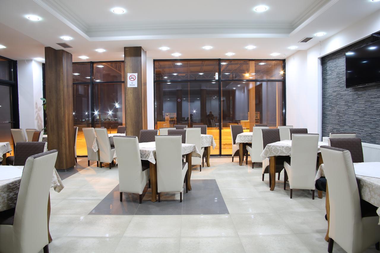 פרישטינה Hotel Rio מראה חיצוני תמונה