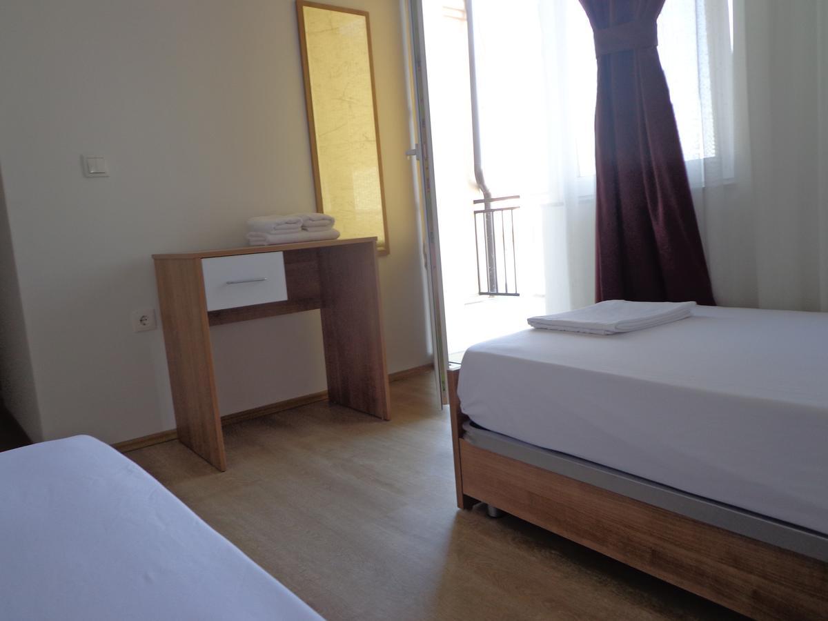 פרישטינה Hotel Rio מראה חיצוני תמונה