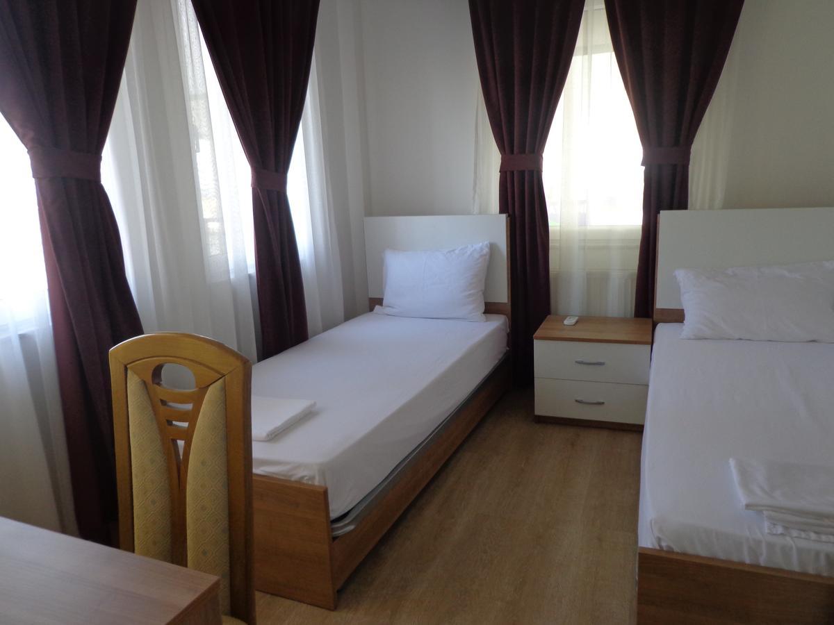 פרישטינה Hotel Rio מראה חיצוני תמונה